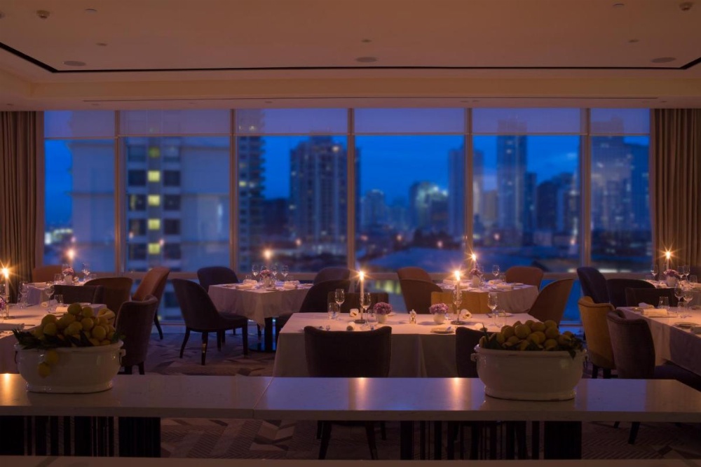 Raffles Makati Hotel Image 18